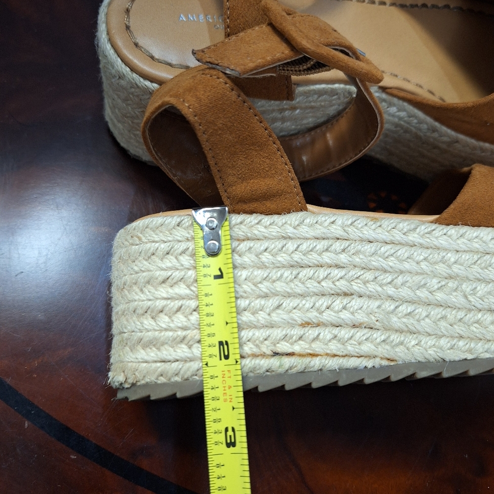 American Eagle Tan Faux Suede Open Toe Buckle Strap Platform Espadrilles Sandals - Picture 11 of 16